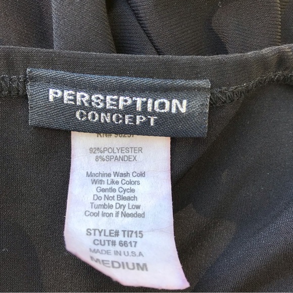 🦉EUC Perception Women’s Black Strap Style Tank With Stud Embellishments Med - Picture 7 of 7